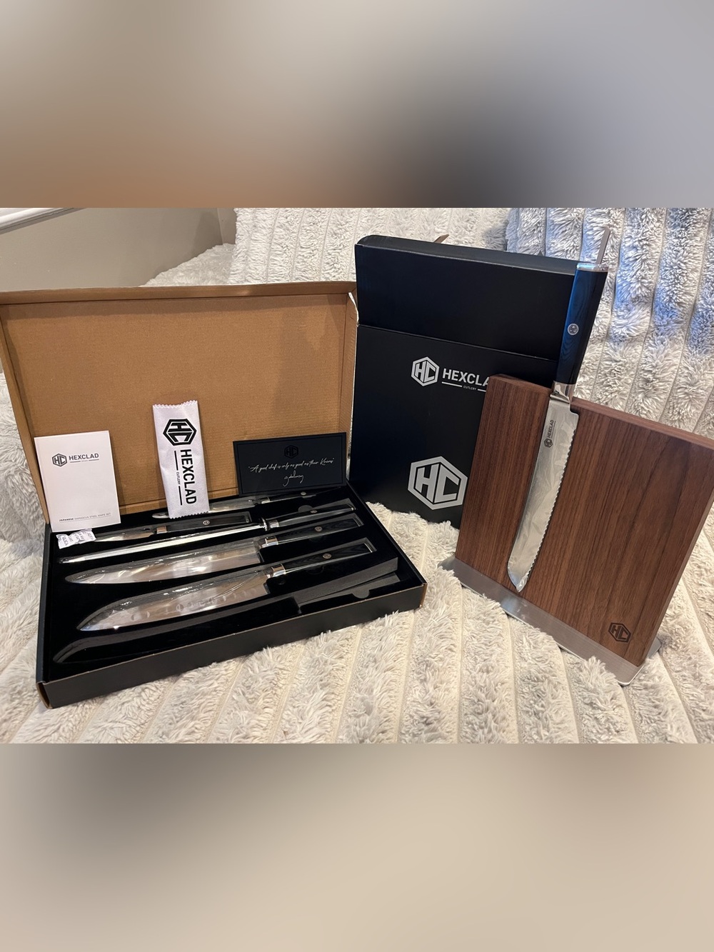 HEXCLAD Gordon Ramsay Walnut Magnetic Knife Block Set with Knives Black Handles